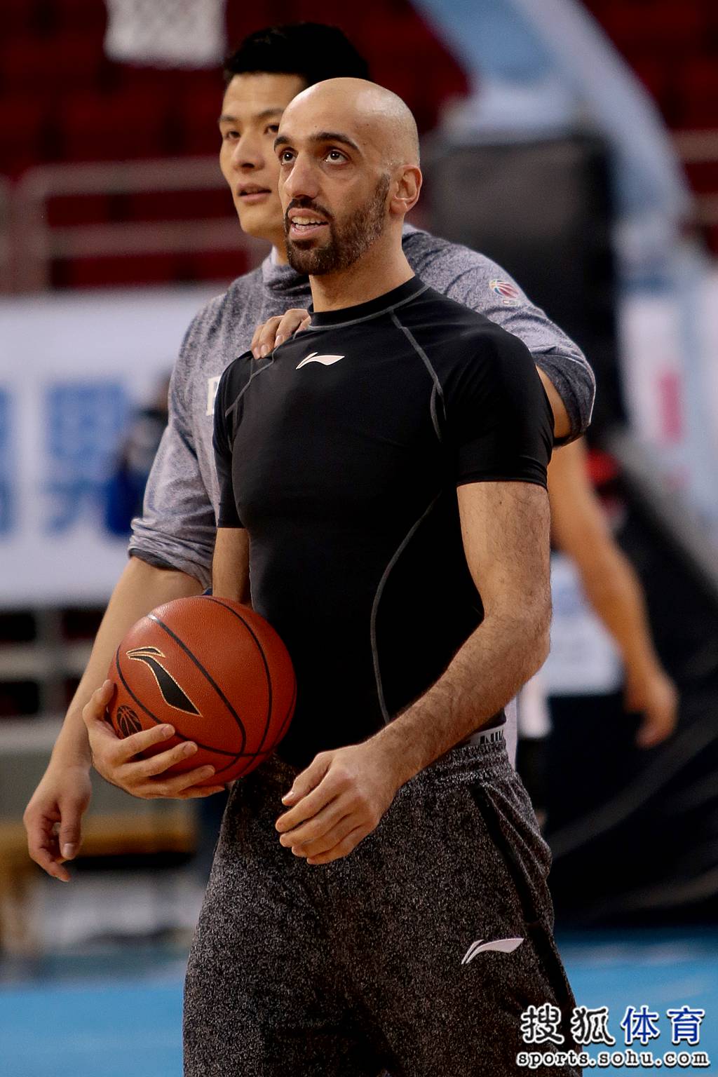 国际比赛日体能课后；葡萄牙体育豪取连胜备战欧篮联；信心回归；赛季目标并未改变的简单介绍